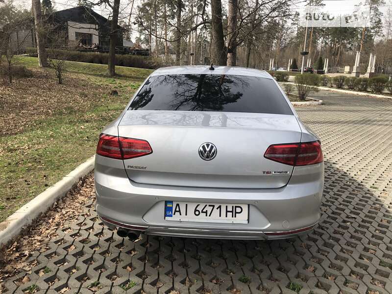 Седан Volkswagen Passat 2015 в Буче