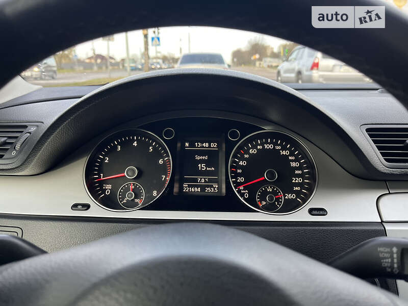 Универсал Volkswagen Passat 2009 в Львове