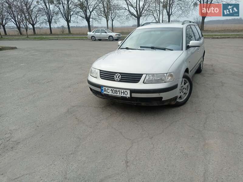 Универсал Volkswagen Passat 2000 в Владимире