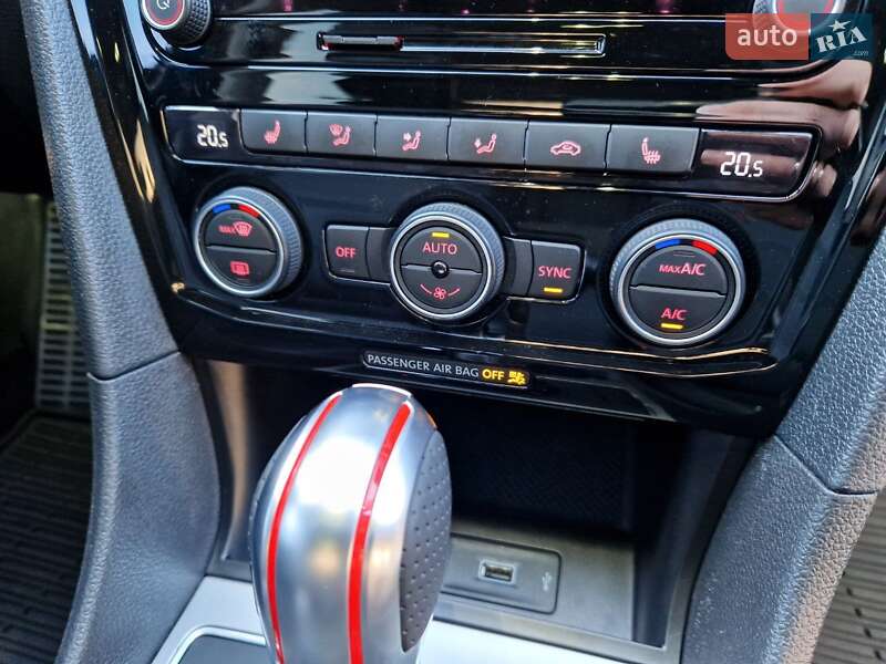 Седан Volkswagen Passat 2020 в Киеве