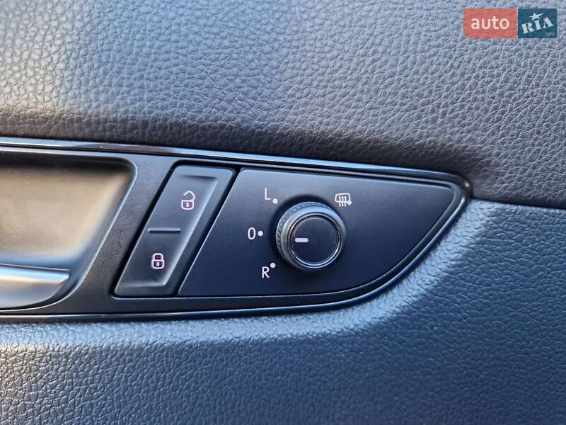 Седан Volkswagen Passat 2020 в Киеве