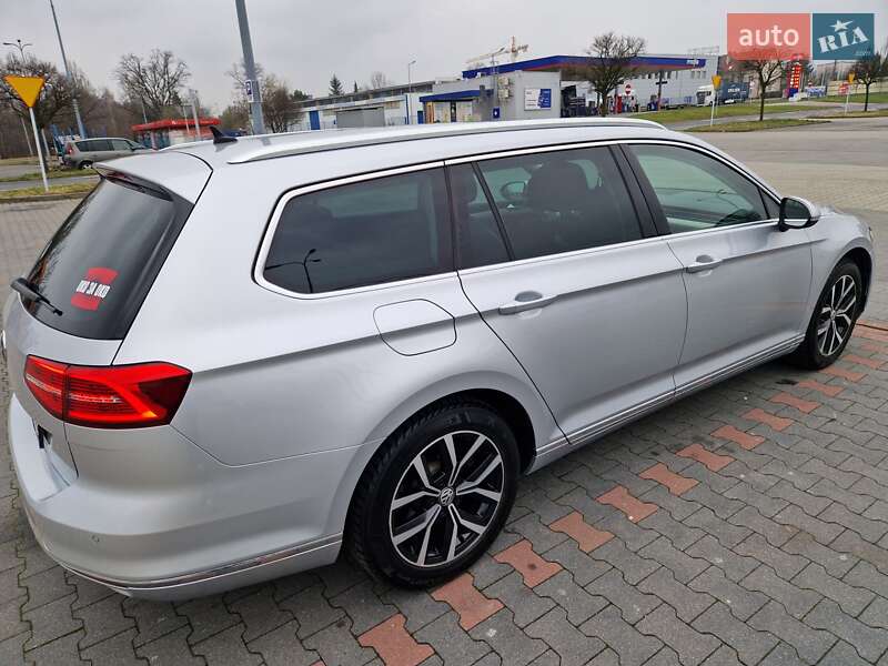 Универсал Volkswagen Passat 2018 в Львове