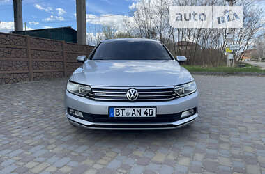 Универсал Volkswagen Passat 2016 в Запорожье