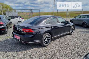 Седан Volkswagen Passat 2019 в 