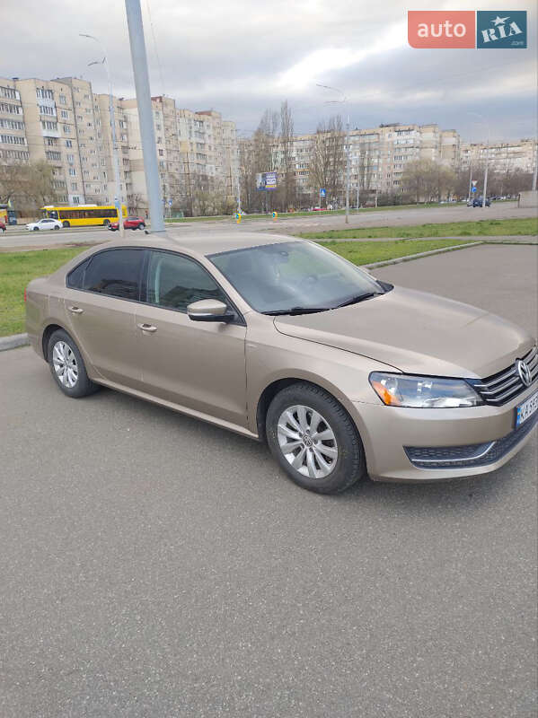 Седан Volkswagen Passat 2014 в Києві фото 2 Седан Volkswagen Passat 2014 в Києві