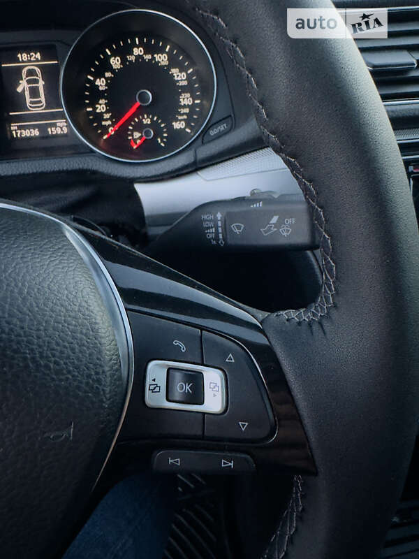 Седан Volkswagen Passat 2017 в Лубнах фото 40 Седан Volkswagen Passat 2017 в Лубнах