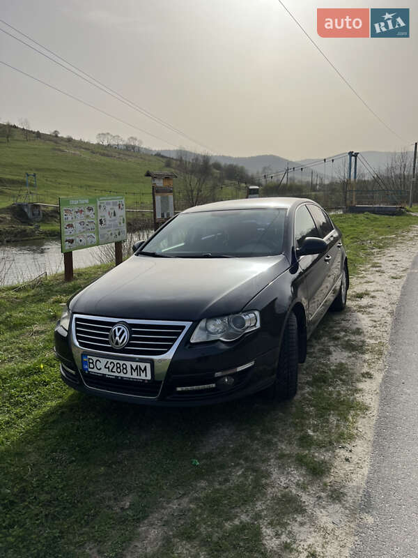 Седан Volkswagen Passat 2008 в Старом Самборе