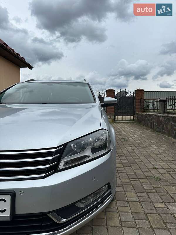 Универсал Volkswagen Passat 2012 в Долине