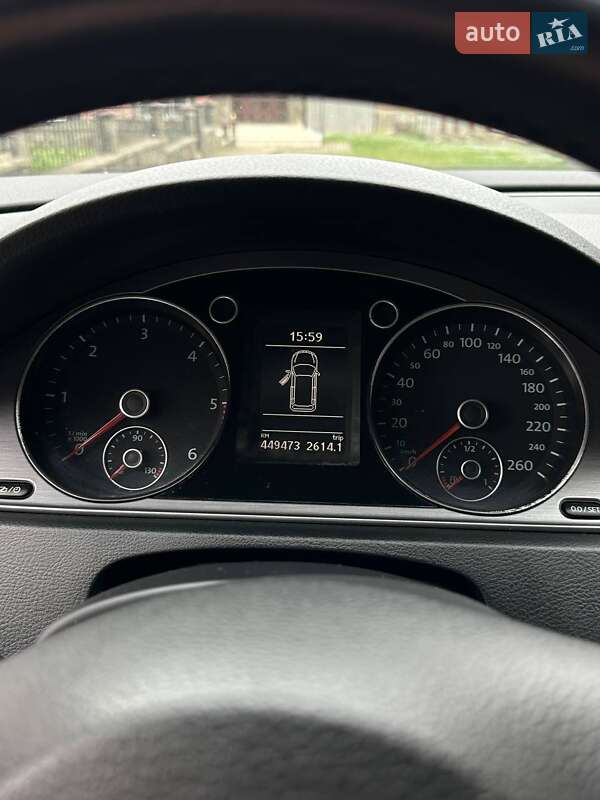 Универсал Volkswagen Passat 2012 в Долине