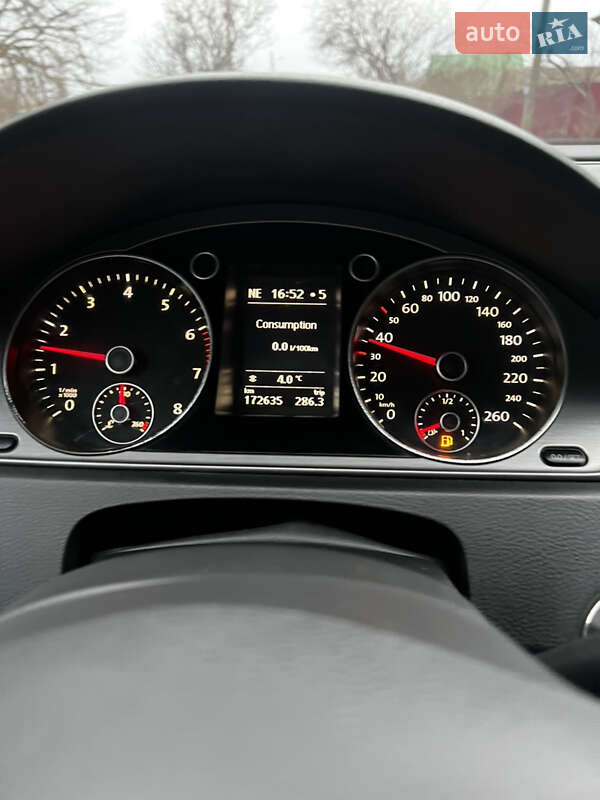 Универсал Volkswagen Passat 2012 в Одессе