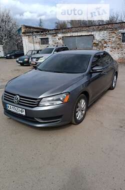 Седан Volkswagen Passat 2012 в Черкасах