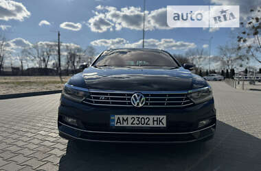 Универсал Volkswagen Passat 2018 в Житомире