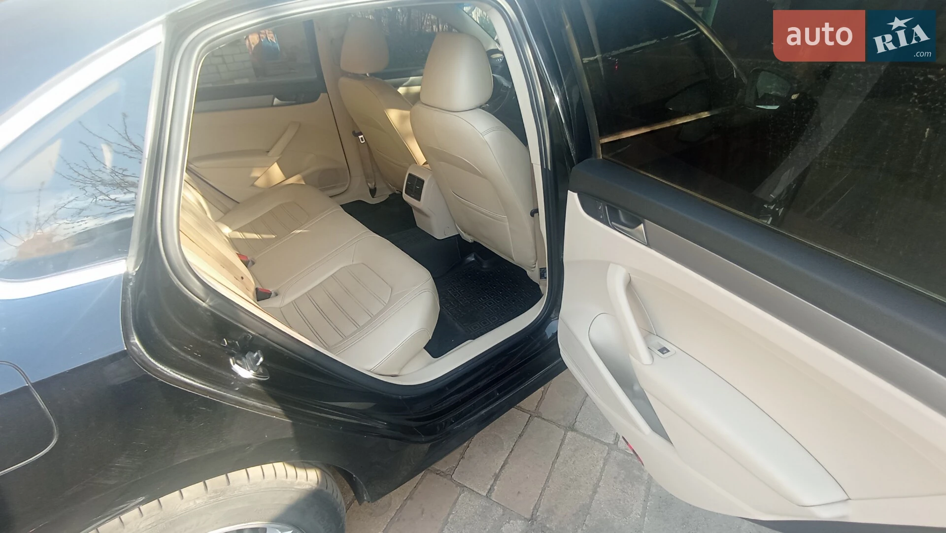 2015 Volkswagen Passat - мініатюра 13