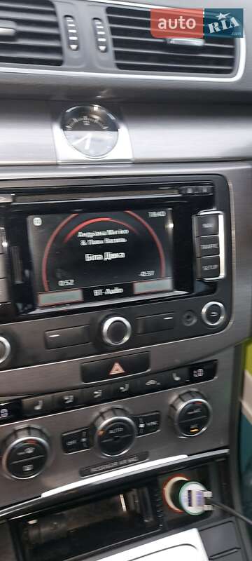 Универсал Volkswagen Passat 2014 в Ужгороде