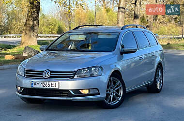 Универсал Volkswagen Passat 2011 в Звягеле