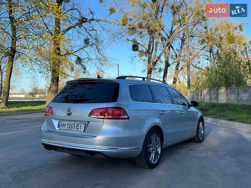 Универсал Volkswagen Passat 2011 в Звягеле