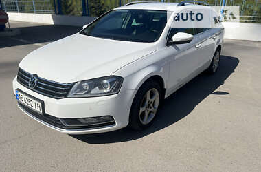 Универсал Volkswagen Passat 2012 в Хмельницком