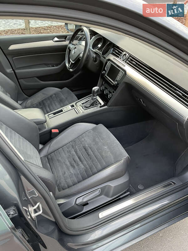 Универсал Volkswagen Passat 2015 в Киеве фото 7 Универсал Volkswagen Passat 2015 в Киеве