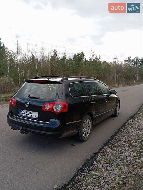 Універсал Volkswagen Passat 2006 в Зарічному
