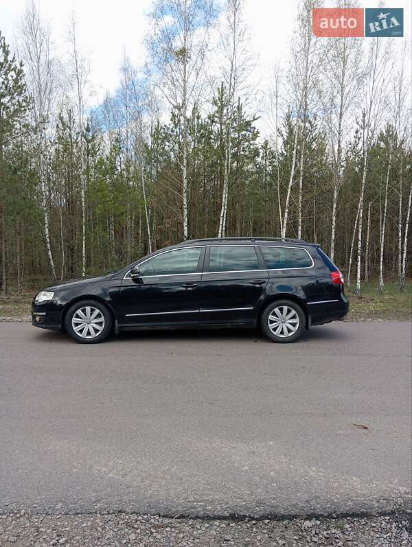 Універсал Volkswagen Passat 2006 в Зарічному