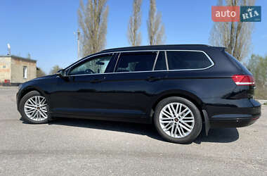 Универсал Volkswagen Passat 2015 в 