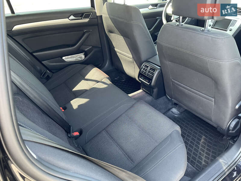 Универсал Volkswagen Passat 2015 в Лубнах