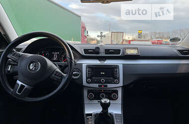 Универсал Volkswagen Passat 2011 в Крыжополе