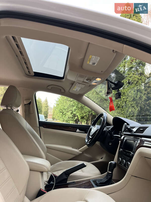 Седан Volkswagen Passat 2011 в Львові фото 17 Седан Volkswagen Passat 2011 в Львові