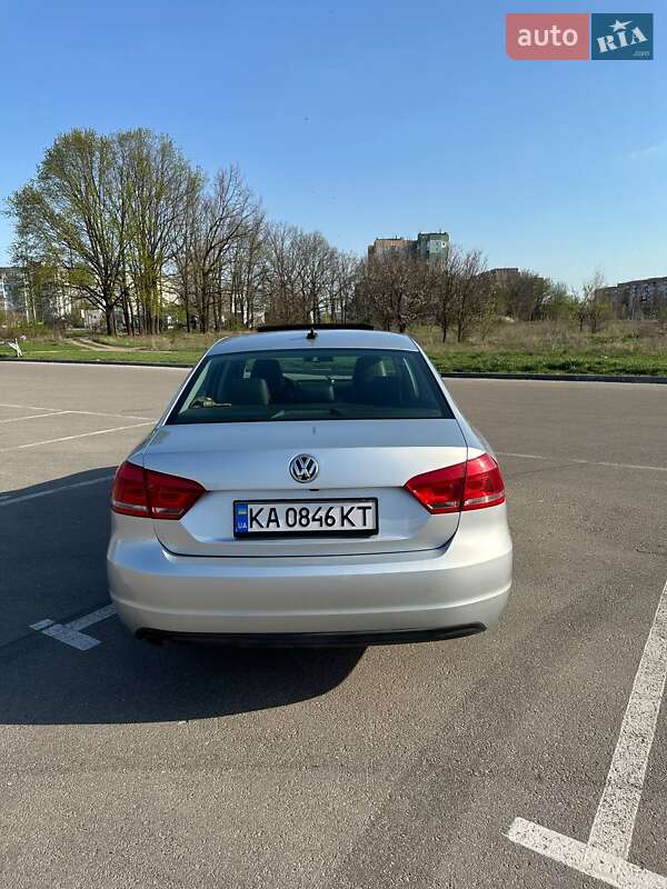 Седан Volkswagen Passat 2014 в Кропивницькому