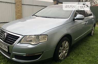 Седан Volkswagen Passat 2006 в Львове