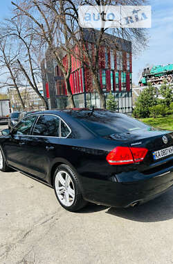 Седан Volkswagen Passat 2014 в Києві