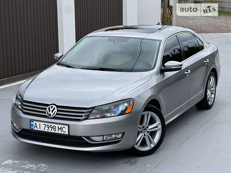 Седан Volkswagen Passat 2013 в Києві