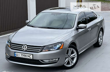 Седан Volkswagen Passat 2013 в Киеве