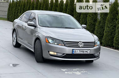 Седан Volkswagen Passat 2013 в Киеве