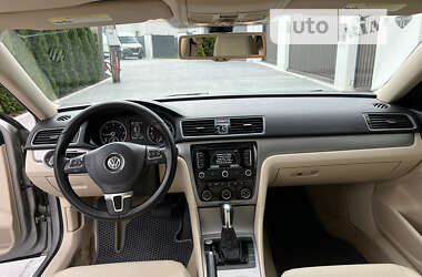 Седан Volkswagen Passat 2013 в Києві