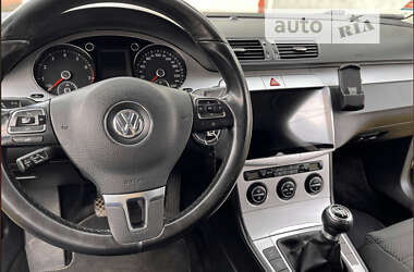 Универсал Volkswagen Passat 2009 в Львове