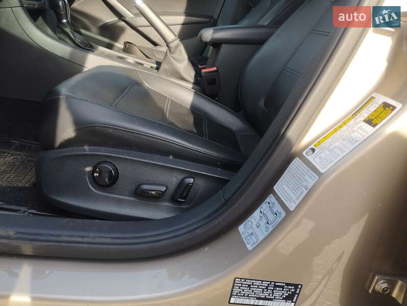 Седан Volkswagen Passat 2015 в Киеве фото 10 Седан Volkswagen Passat 2015 в Киеве