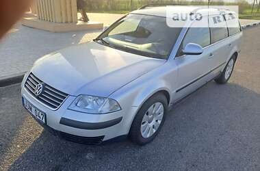 Универсал Volkswagen Passat 2004 в Херсоне