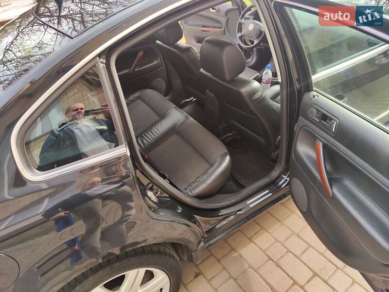 Седан Volkswagen Passat 2003 в Могилів-Подільському