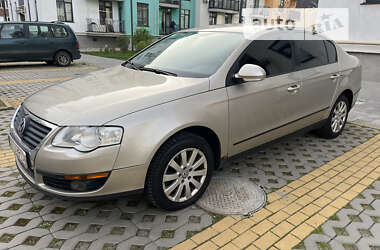 Седан Volkswagen Passat 2007 в Києві