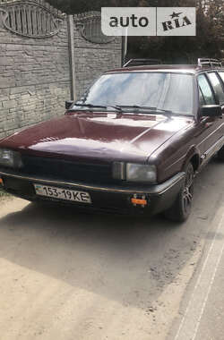 Универсал Volkswagen Passat 1987 в Вишневом