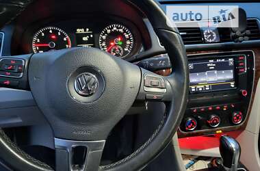 Седан Volkswagen Passat 2014 в Полтаве
