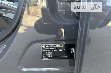 Универсал Volkswagen Passat 2012 в Житомире
