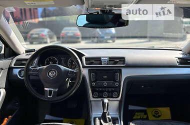 Седан Volkswagen Passat 2013 в Чернівцях