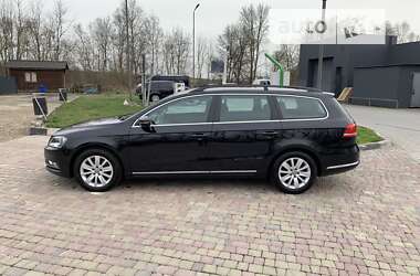 Універсал Volkswagen Passat 2012 в Калуші