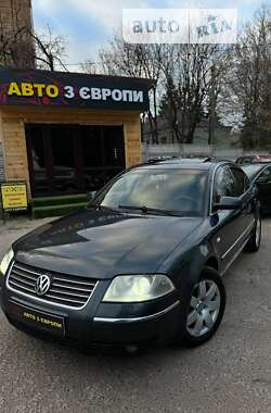 Седан Volkswagen Passat 2002 в Чернігові