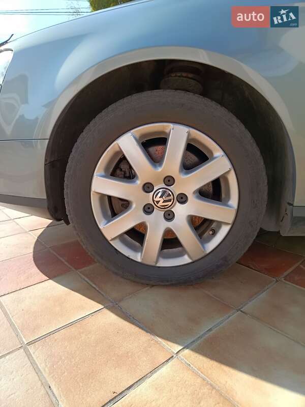 Универсал Volkswagen Passat 2010 в Краматорске