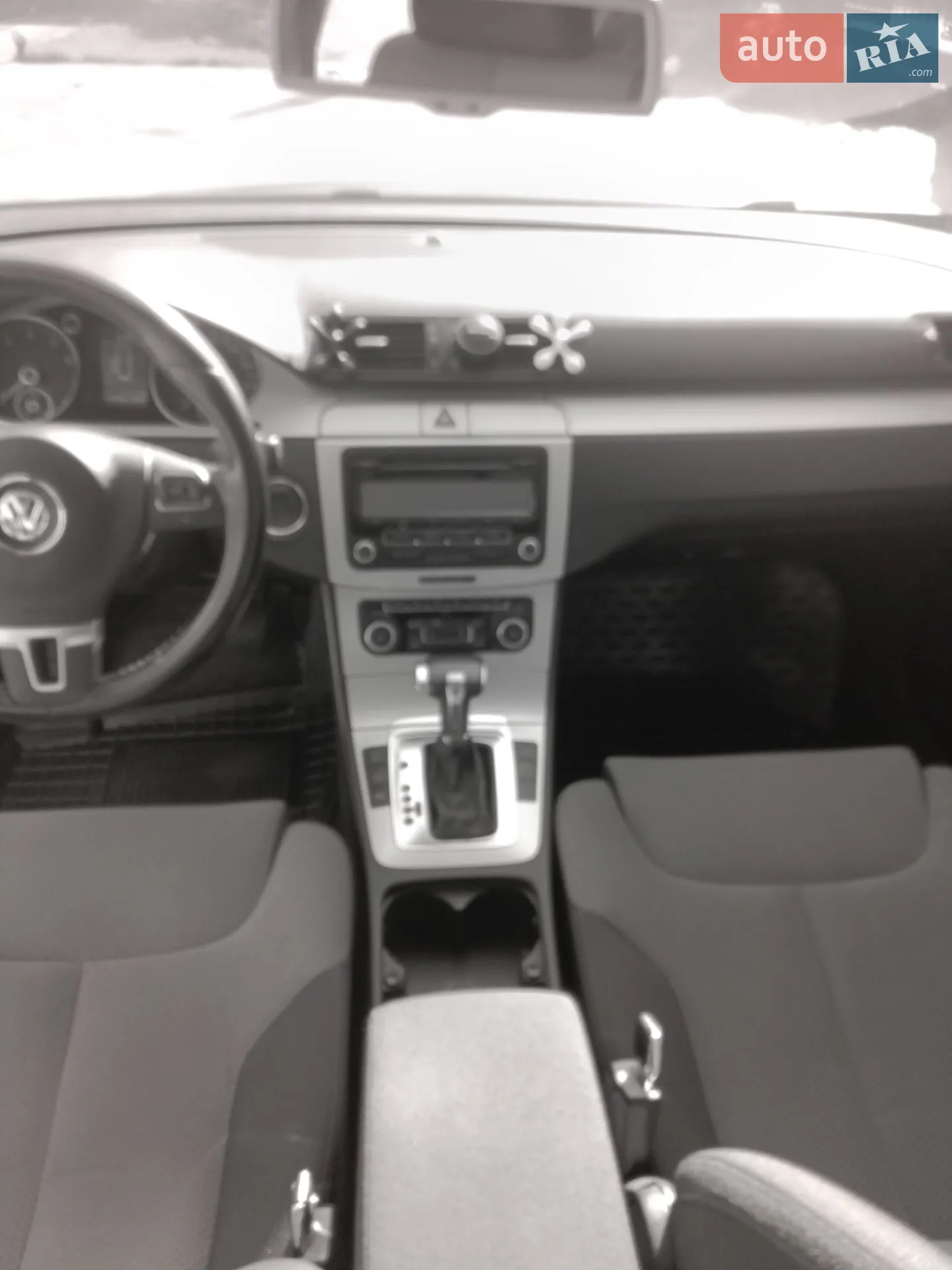 2010 Volkswagen Passat - мініатюра 37