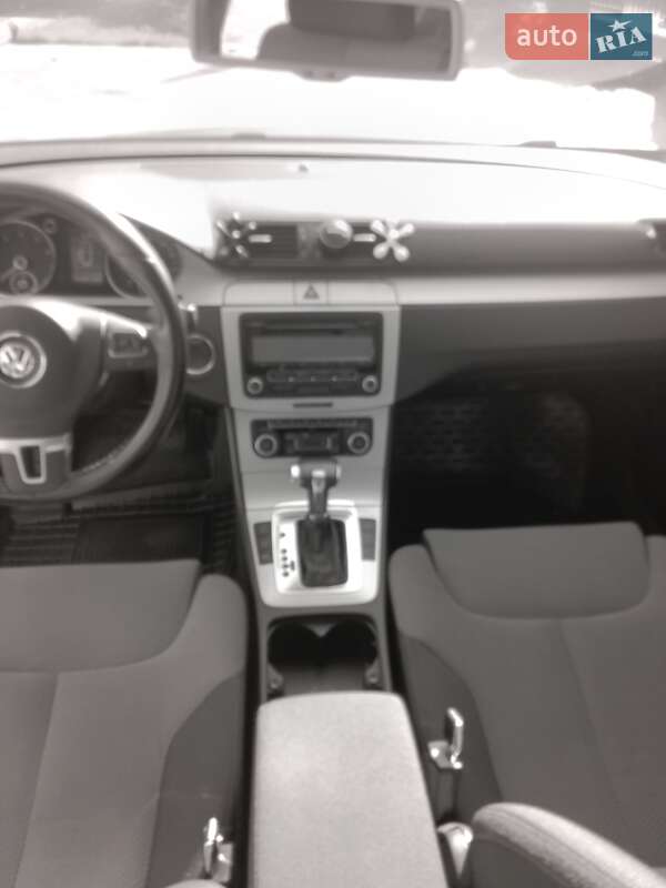 Универсал Volkswagen Passat 2010 в Краматорске