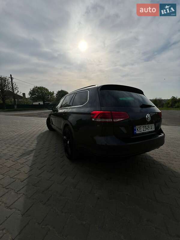 Универсал Volkswagen Passat 2018 в Днепре